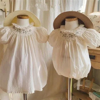 Saldus Pynimas Apykaklės Kūdikių Mergaičių Siuvinėjimo Gėlių Romper Big Sister Atsitiktinis Palaidų Suknelė 2023 Vasaros Korėjos Sesuo Drabužių Rinkinys